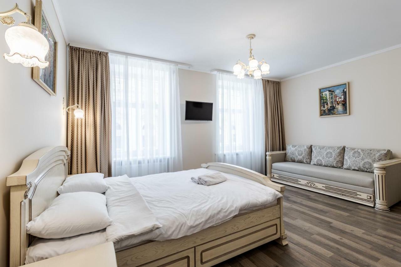 Opera House Apartment 3 利沃夫 外观 照片